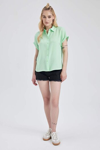DeFacto Regular Fit Short Sleeve Shirt U2742Az23Sm
