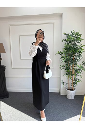 Nisa Nalbantoğlu Μαύρο κρεπ Hijab Plain Gilet