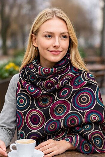 Axesoire 15057 Ring Patterned Black Shawl