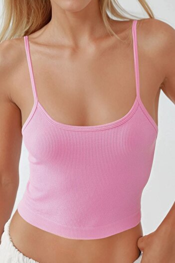 Hiccup Fitted Crew Neck Basic Tank Top