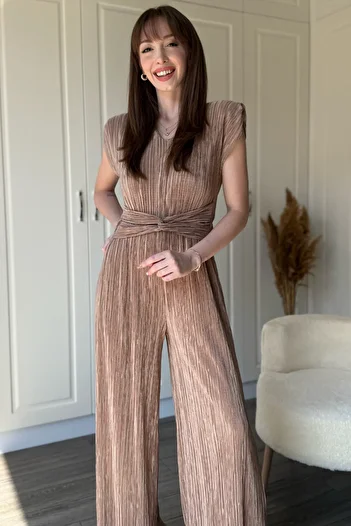 Dilay Gökoğlu Butik Καφέ φόρμα με λεπτομέρεια με επένδυση στη μέση και πλισέ φαρδύ πόδι