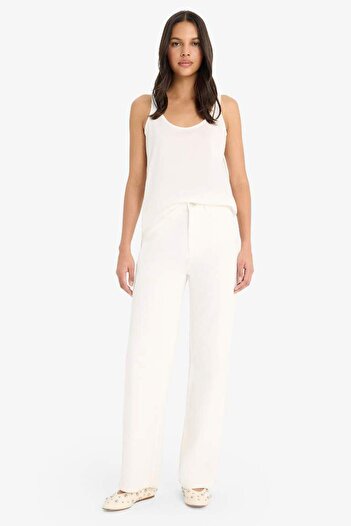 DeFacto Regular Fit Basic Απλό Στρογγυλό Λαιμό Basic Απλό Μονόχρωμο Μπλουζάκι F3618AX25SM