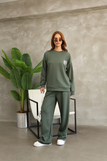 02Lady Fashion Rose Patterned Piping Oversize Wide Leg Modal Fabric Tracksuit Set