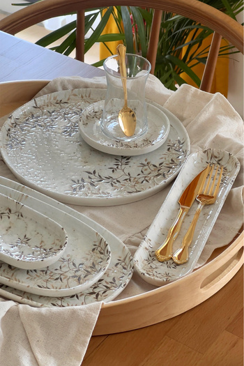 Home Ivoryleaf 29 Piece Porcelain Breakfast Set for 6 People with Tea Cup Boat Presentation Set Cream