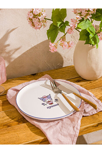 LC Waikiki Sparkling Selections from Shining Store |   Kuromi Printed Ceramic Cake Plate 22 cm