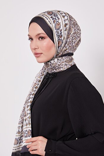 Levidor Black Mini Flower Indian Silk Shawl