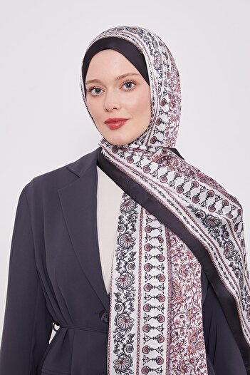Levidor Black-White Mini Flower Indian Silk Shawl