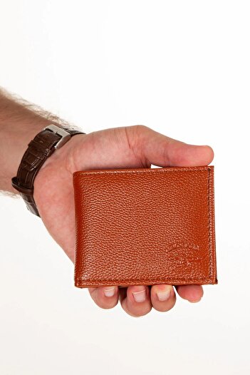 Newish Men's Tan Leather Coin Holder Card Holder and Wallet