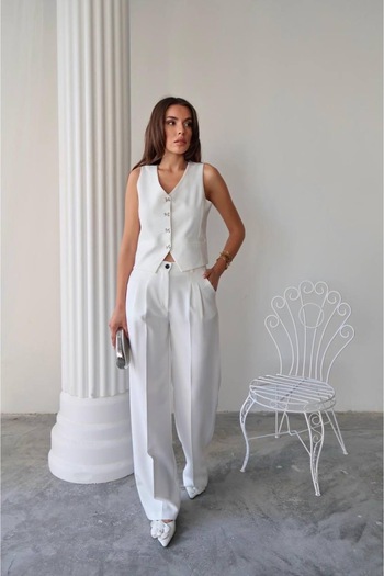 MOCCHI Button Detailed 3-Piece Pants Jacket Vest Suit