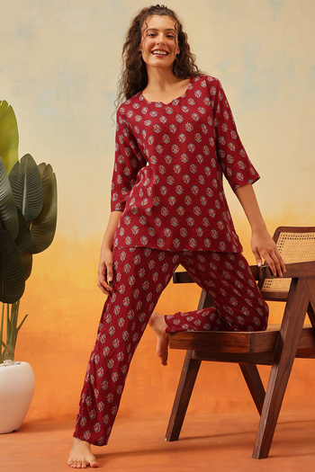 Clovia Floral Print Kurta Top & Pyjama Set in Maroon - Rayon