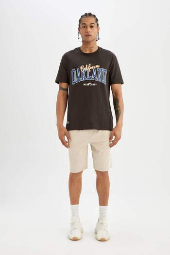 DeFacto T-shirt C5671AX24HS με κανονική εφαρμογή με στάμπα με λαιμόκοψη