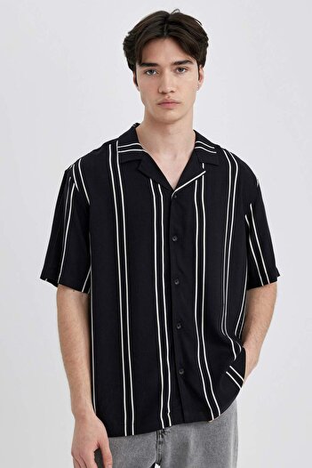 DeFacto Regular Fit Apache Collar Striped Viscose Short Sleeve Shirt B7386Ax24Sp