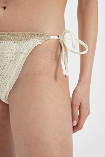 DeFacto Regular Fit Triko Bikini Altı-Fall in Love C3743AX24SM