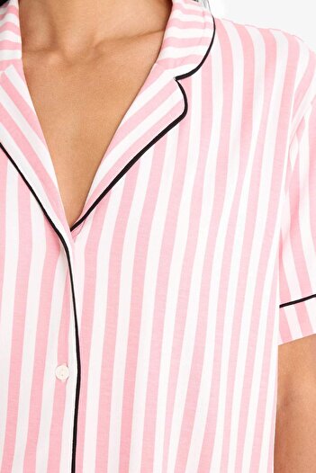 DeFacto Pijama Takımı Bridal Çizgili Kısa Kollu Şortlu Viskon-Fall in Love B8720AX24SM