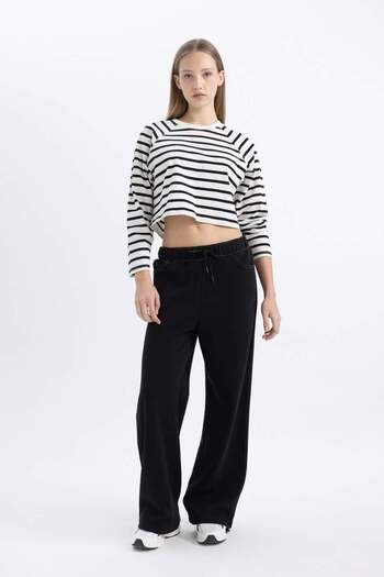 DeFacto Coool Loose Fit Rundhalsausschnitt Gestreiftes Langarm-T-Shirt C4400AX24SP