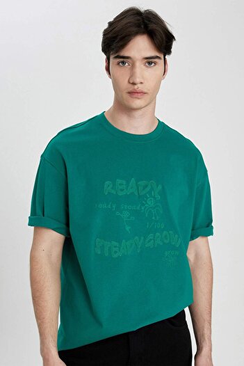 DeFacto 100% βαμβακερό Comfort Regular Fit Άνετο μπλουζάκι με κοντό μανίκι με στάμπα B6380AX24SP