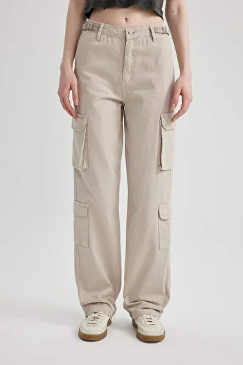 DeFacto Coool Straight Fit Gabardine Trousers with Cargo Pockets B7611Ax24Sp