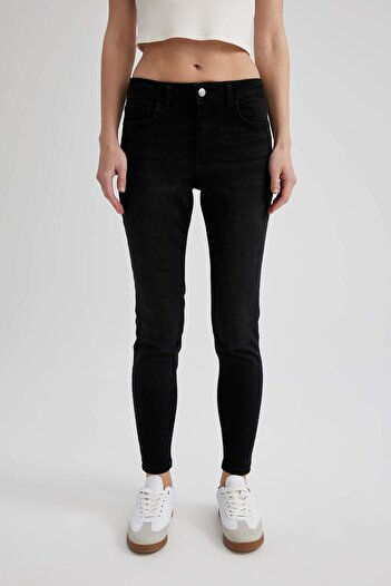 DeFacto Rebeca Skinny Fit Normal Waist Ankle Length Jean Trousers B6504Ax24Sp