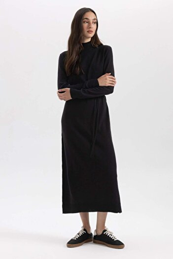 DeFacto Regular Fit Half Turtleneck Basic Plain Slit Long Sleeve Maxi Knitwear Dress A9807Ax23Wn