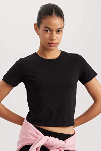 DeFacto Defactofit Crop Crew Neck Athlete Basic Plain Short Sleeve T-Shirt A2430Ax23Sm