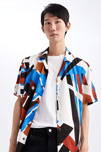 DeFacto Regular Fit Apash Collar Printed Viscose Short Sleeve Shirt Y8930Az22Hs