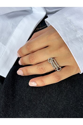 Ressia Asymmetric Plate Zircon Stone Detailed Ring