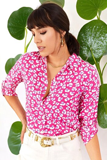NEW LAVİVA Cămașă de damă roz cu mânecă lungă cu model floral, guler clasic, cu croiala normală, mărime standard