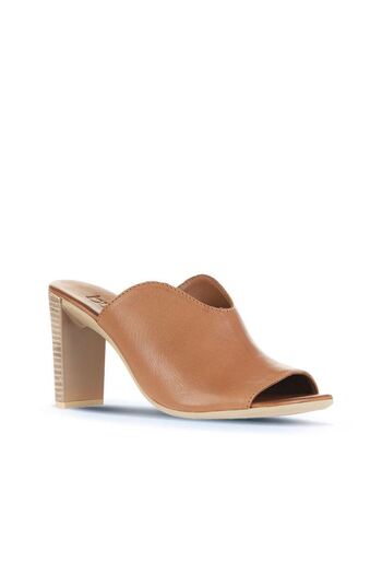 Bueno Shoes Brown Leather Women's Heeled Slippers 01Wn4105