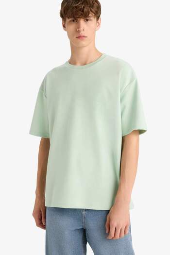 DeFacto Oversize Wide Fit No-Iron Crew Neck Short Sleeve Basic Plain Heavy Fabric T-Shirt X3926Az2