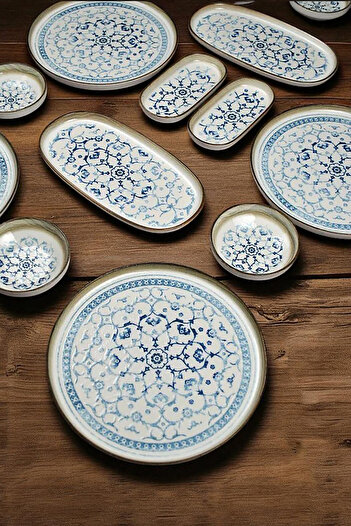 Home Serefina 6-Person 14-Piece Porcelain Breakfast Set & Breakfast Set