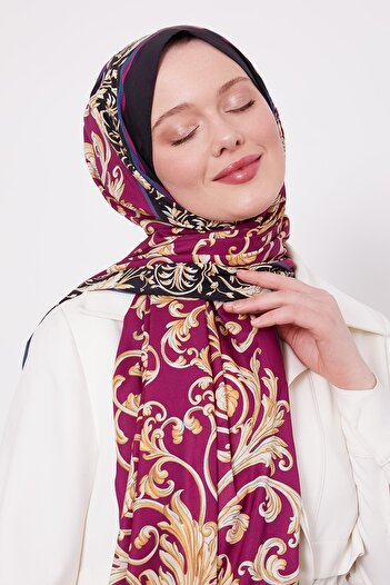 Levidor Purple Leaf Pattern Love Shawl