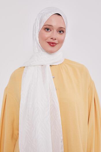 Levidor Off White Abstract Leaf Pattern Jacquard Capri Shawl