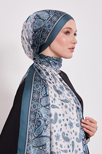 Levidor Emerald Mixed Flower Indian Silk Shawl