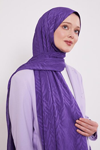 Levidor Purple Abstract Leaf Pattern Jacquard Capri Shawl