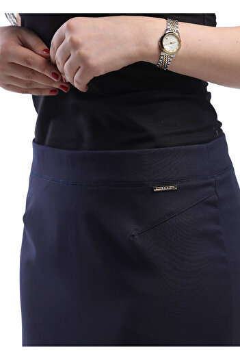 SUGA Everyday elegance skirt