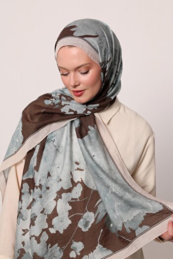 LuvenSara Summer Shawl |   Ocean Blue