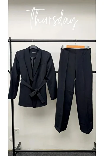 HSNGIYIM Belt Suit
