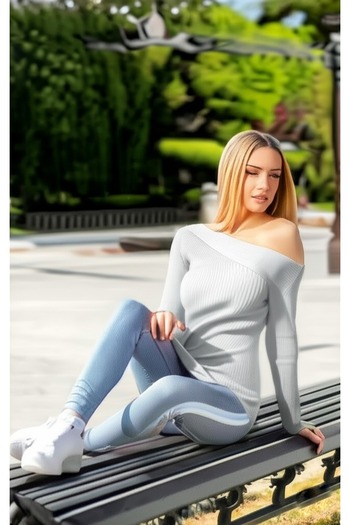 FLEX FASHION SEZON NOU DETALIE DE UMĂR ASIMETRIC TREND TRICO BADI ALB