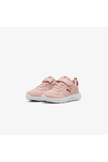 Puma Low boots, regular fit, elastic bands and hook-and-loop, comfort and support.