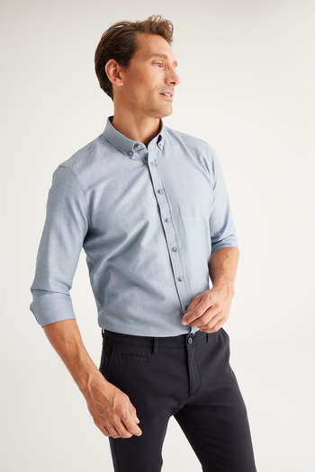 AC&Co / Altınyıldız Classics Erkek Oxford Gri Düğmeli Yaka Kolay Ütülenebilir Pamuklu Slim Fit Dar Kesim Gömlek