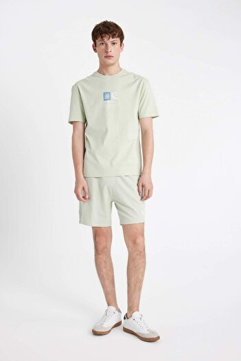 DeFacto T-shirt C5652AX24HS με κανονική εφαρμογή με στάμπα με λαιμόκοψη