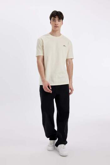 DeFacto 100% Cotton Regular Fit Crew Neck Back Printed Short Sleeve T-Shirt C6241Ax24Hs