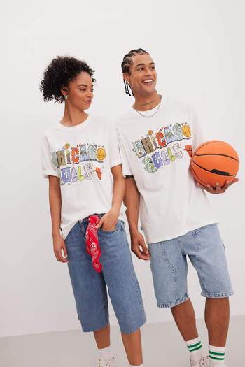 DeFacto DeFactoFit NBA Chicago Bulls Boxy Fit Crew Neck Short Sleeve T-shirt B9884AX24SM