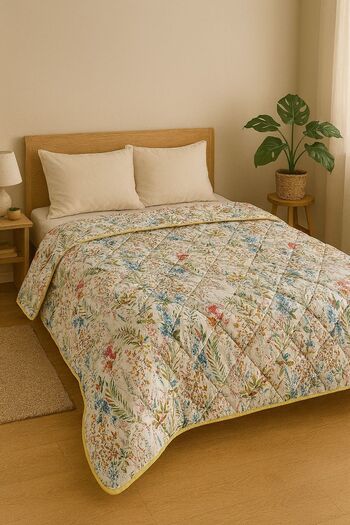 Violacasa Double Quilt Daisy Soft 195X215 cm