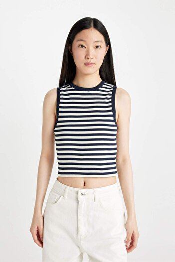 DeFacto Halter Collar Cut Tank Top D3106AX24SM