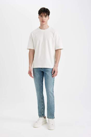 DeFacto Pedro Slim Fit Narrow Fit Regular Waist Narrow Leg Jean Trousers C6174AX24SM
