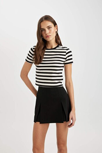 DeFacto Crew Neck Striped Slim Fit T-Shirt - Short Sleeve C4333ax24sp