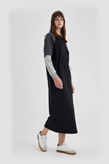 DeFacto Regular Fit Color Block Long Sleeve Maxi Sweat Dress C6228Ax24Sp