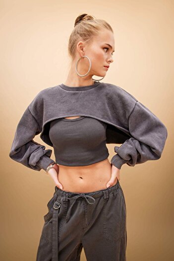 DeFacto Cool Crop Washed Faded Effect Sweatshirt C2092Ax24Sp