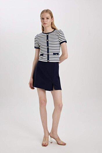 DeFacto Regular Waist Slit Shorts Skirt C1860Ax24Sp